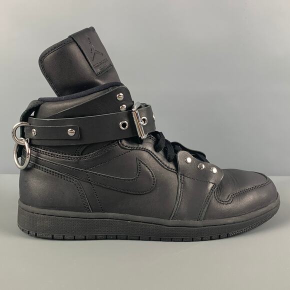 COMME des GARCONS x AJ1 FW19 Bondage Size 10 Black Leather High Top Sneakers - Picture 1 of 9